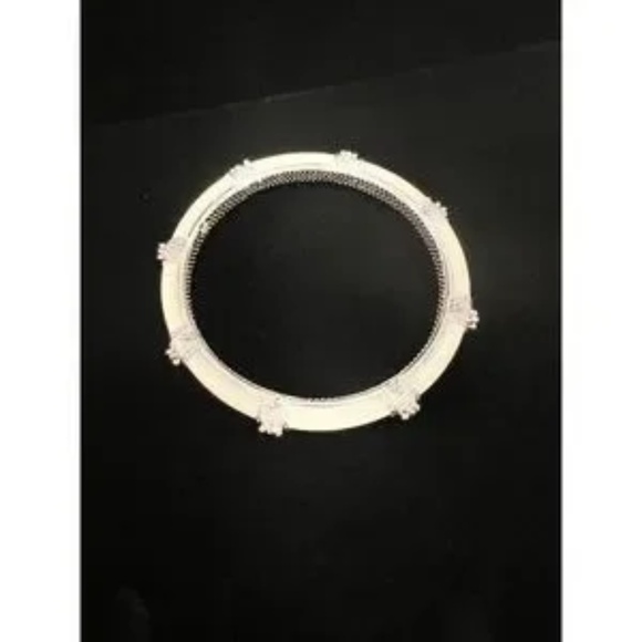 Elegant Bracelet Collection – Rhinestone, Lucite, Silver, and Beaded Designs - Picture 11 of 16